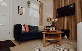 Newly Designed Home From Home In Retford